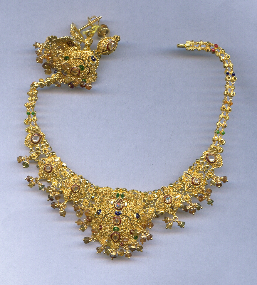 GOLD HALF SET ROUND PLAIN FANCY