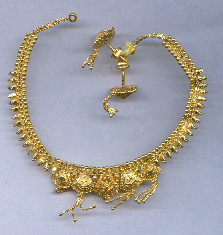 GOLD HALF SET ROUND PLAIN GENERAL