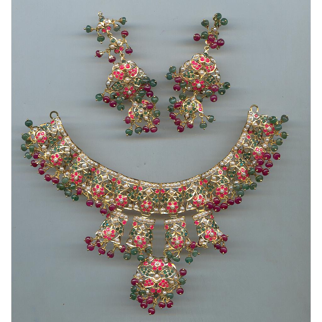 GOLD HALF SET ROUND REALSTONE EXCLUSIVE