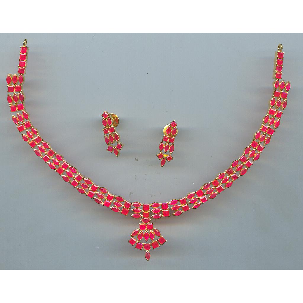GOLD HALF SET ROUND REALSTONE EXCLUSIVE
