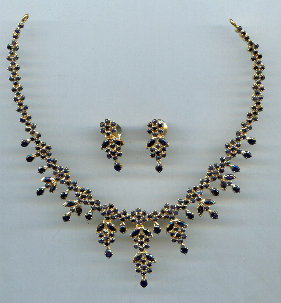 GOLD HALF SET ROUND REALSTONE EXCLUSIVE