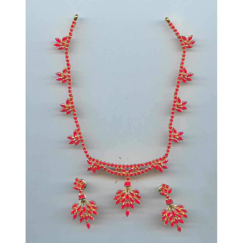 GOLD HALF SET ROUND REALSTONE EXCLUSIVE