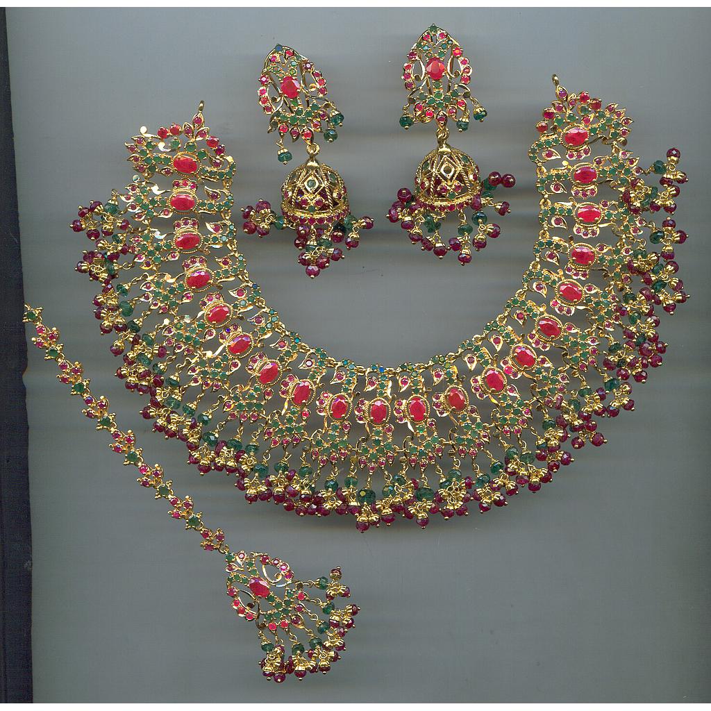 GOLD HALF SET ROUND REALSTONE EXCLUSIVE