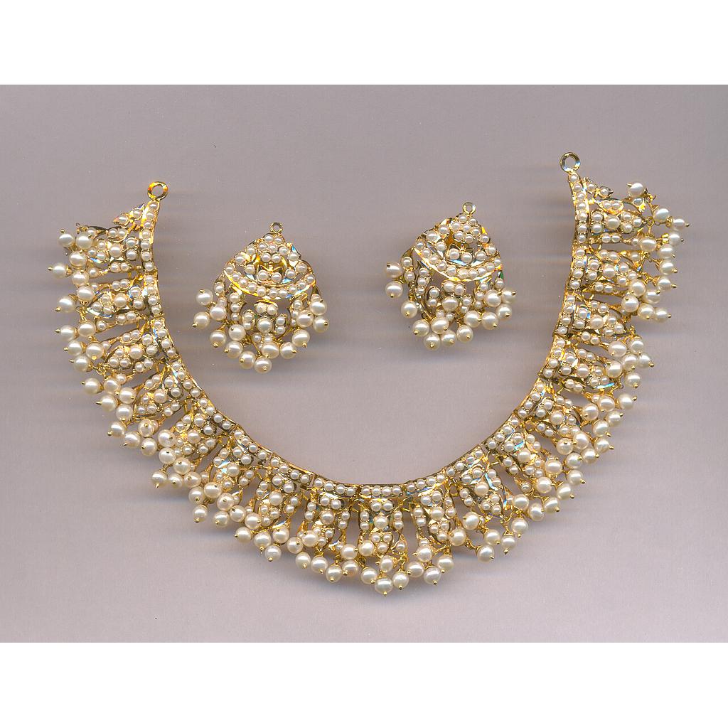 GOLD HALF SET ROUND REALSTONE FANCY