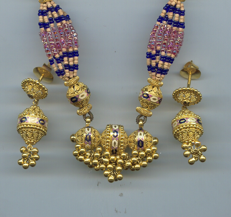 GOLD HALF SET ROUND REALSTONE GENERAL