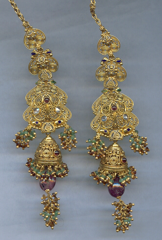 GOLD HANGING ANTIQUE EXCLUSIVE