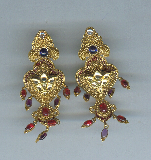 GOLD HANGING ANTIQUE EXCLUSIVE