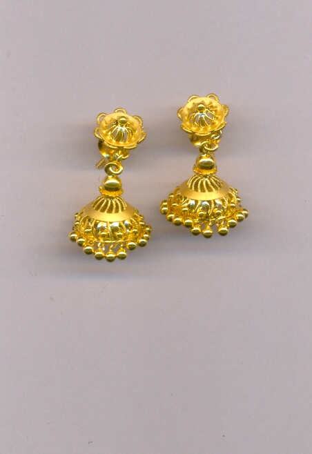GOLD HANGING CASTING EXCLUSIVE