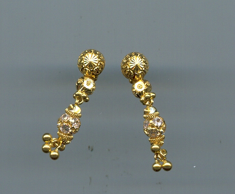 GOLD HANGING CASTING EXCLUSIVE
