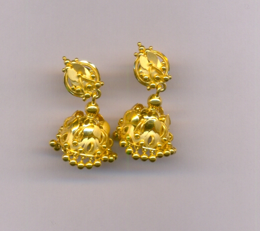 GOLD HANGING CASTING EXCLUSIVE