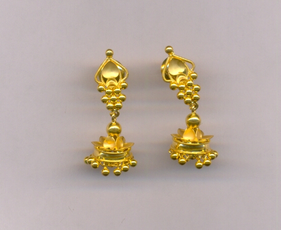 GOLD HANGING CASTING EXCLUSIVE