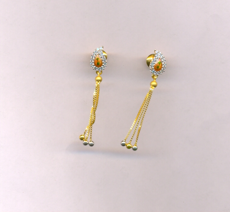 GOLD HANGING CASTING EXCLUSIVE