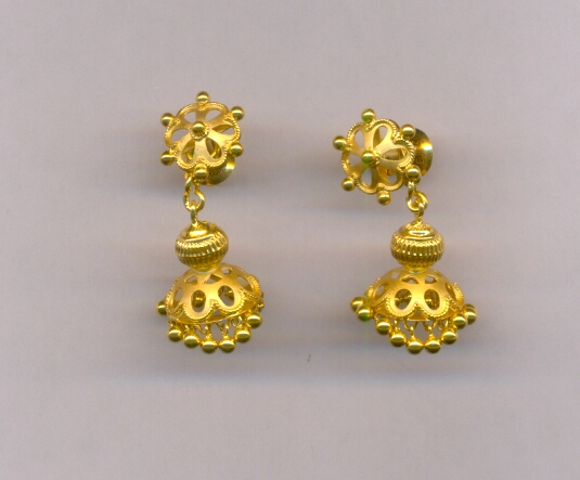 GOLD HANGING CASTING EXCLUSIVE