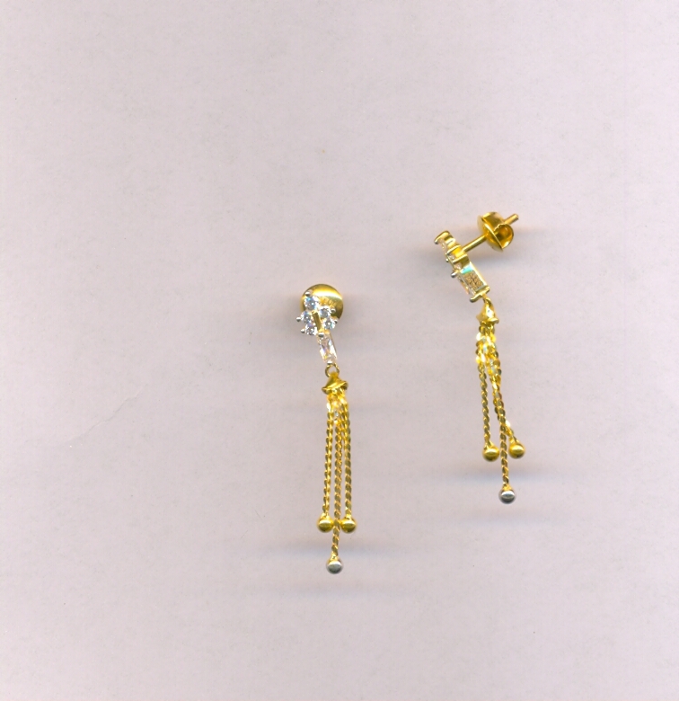 GOLD HANGING CASTING EXCLUSIVE