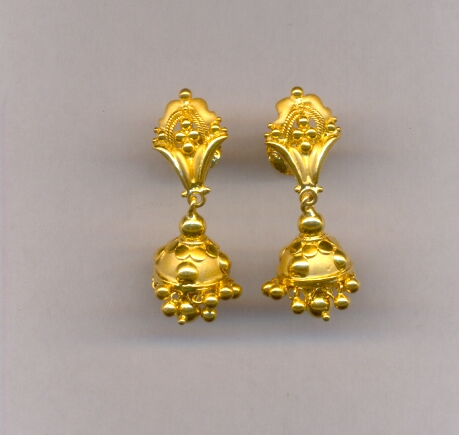 GOLD HANGING CASTING EXCLUSIVE