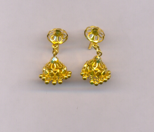 GOLD HANGING CASTING EXCLUSIVE