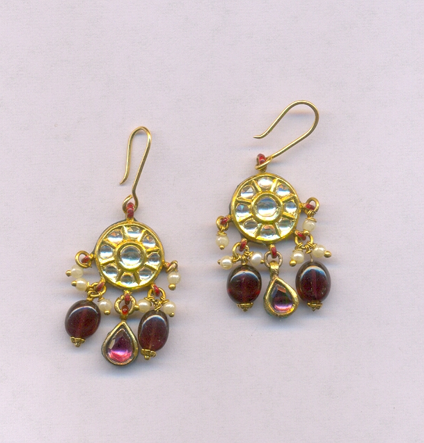 GOLD HANGING KUNDAN EXCLUSIVE