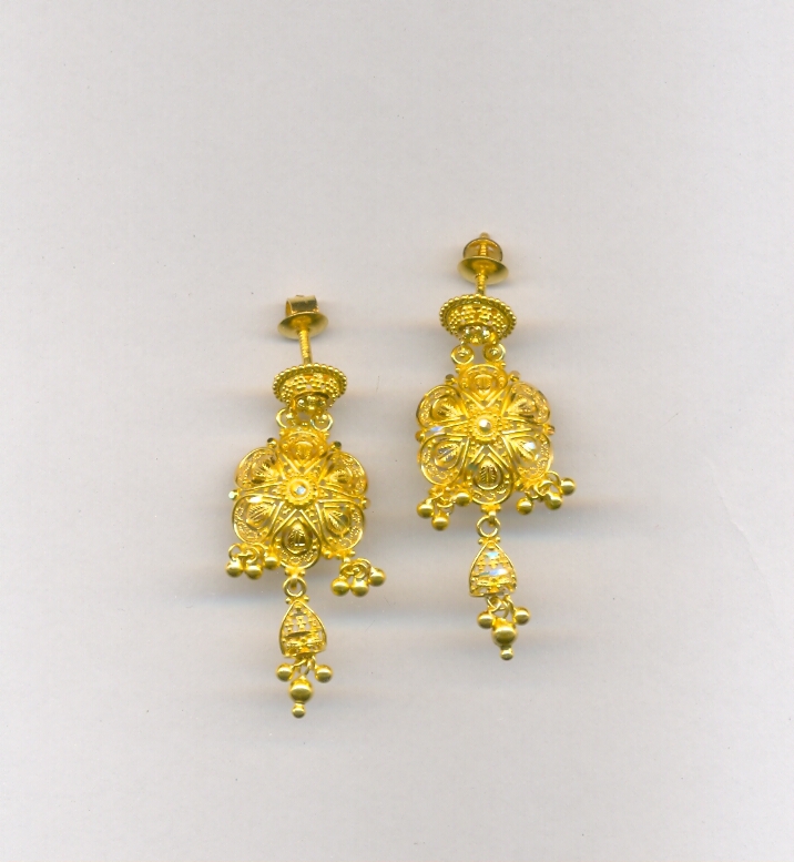 GOLD HANGING PLAIN FANCY