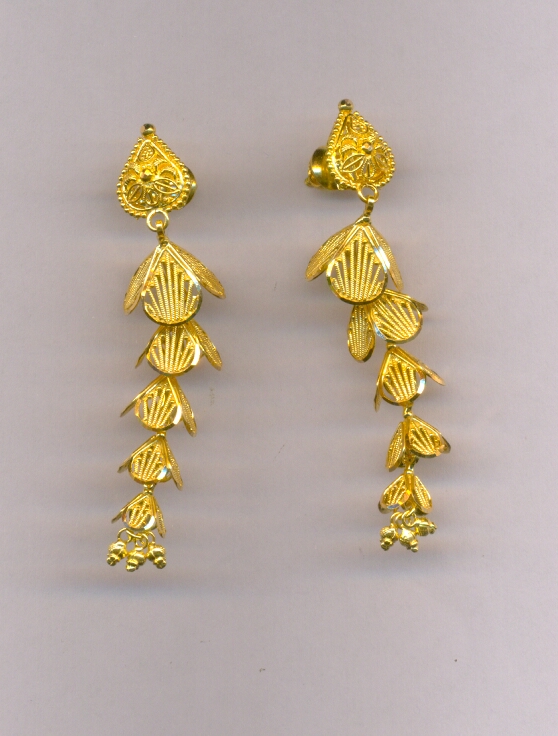 GOLD HANGING PLAIN FANCY