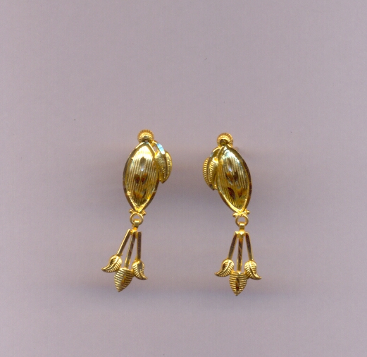 GOLD HANGING PLAIN FANCY