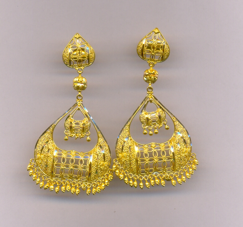 GOLD HANGING PLAIN FANCY