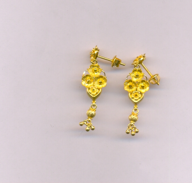 GOLD HANGING PLAIN FANCY