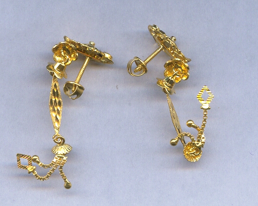 GOLD HANGING PLAIN FANCY