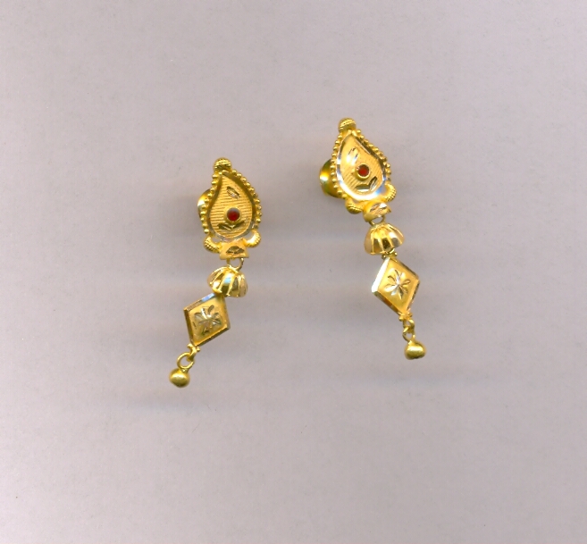 GOLD HANGING PLAIN FANCY