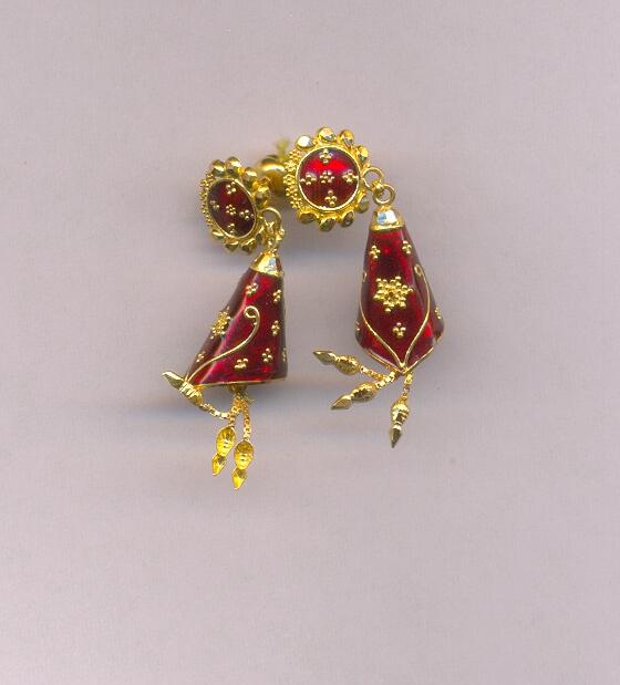 GOLD HANGING PLAIN FANCY