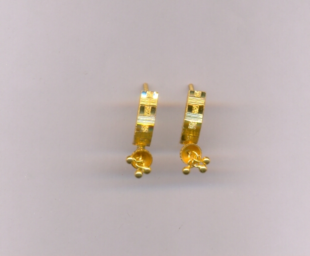 GOLD HANGING PLAIN FANCY