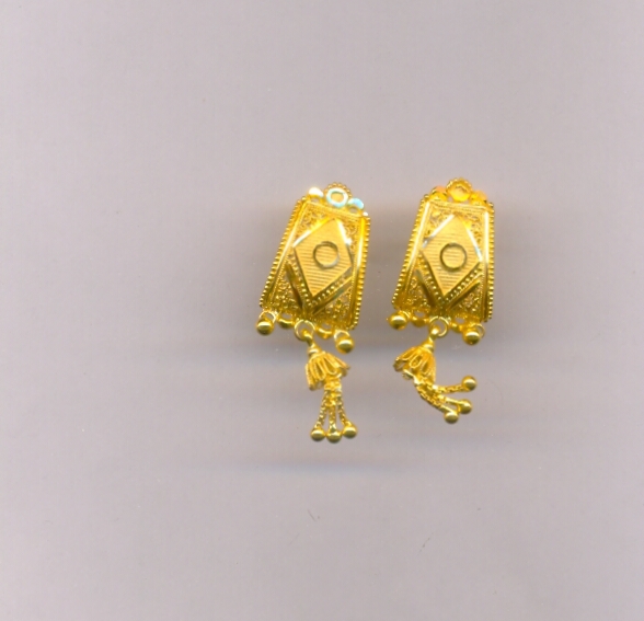 GOLD HANGING PLAIN FANCY