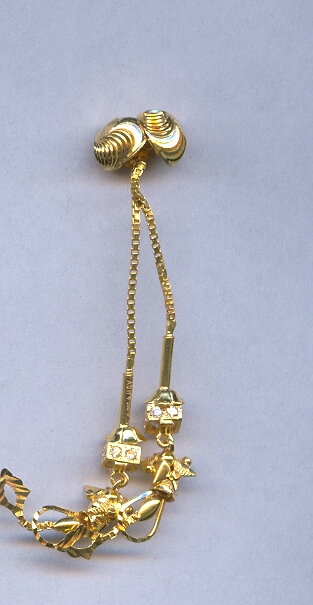 GOLD HANGING PLAIN FANCY