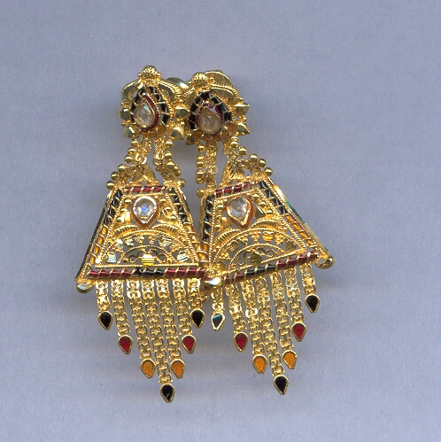 GOLD HANGING PLAIN FANCY