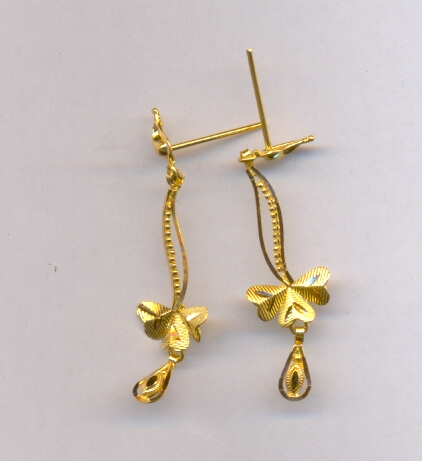 GOLD HANGING PLAIN FANCY