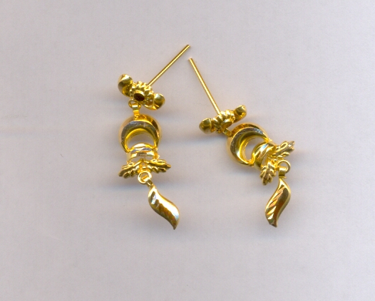 GOLD HANGING PLAIN FANCY