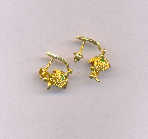GOLD HANGING PLAIN FANCY