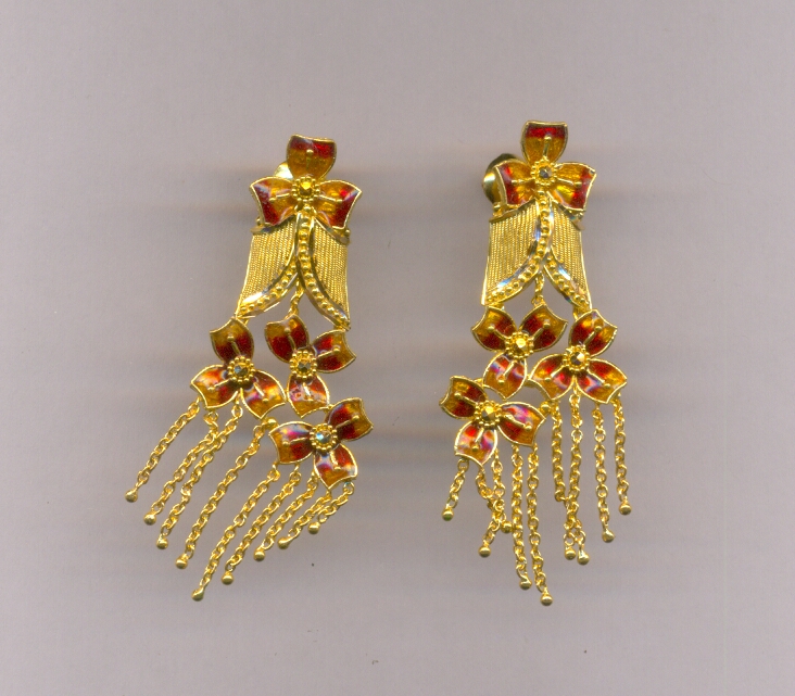 GOLD HANGING PLAIN FANCY