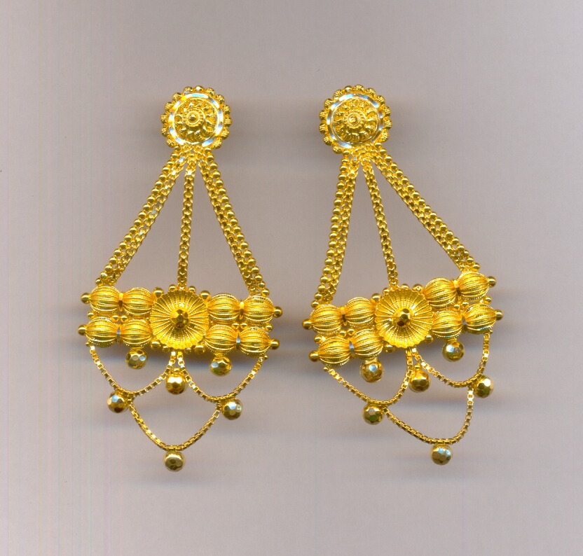 GOLD HANGING PLAIN FANCY