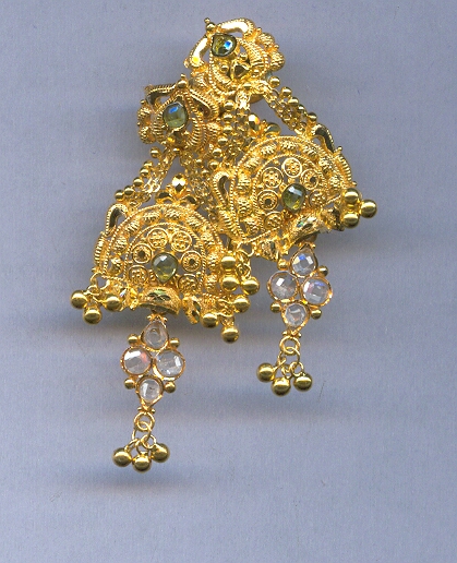 GOLD HANGING PLAIN FANCY