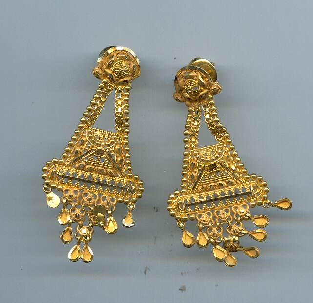 GOLD HANGING PLAIN FANCY