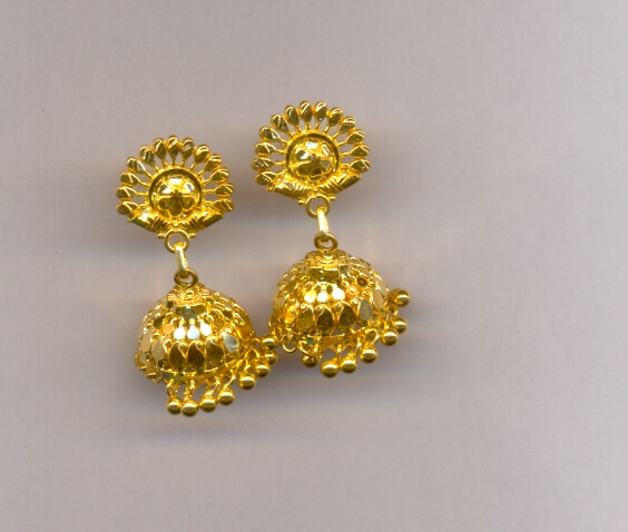 GOLD HANGING PLAIN FANCY