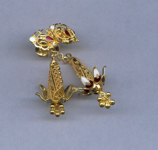GOLD HANGING PLAIN FANCY