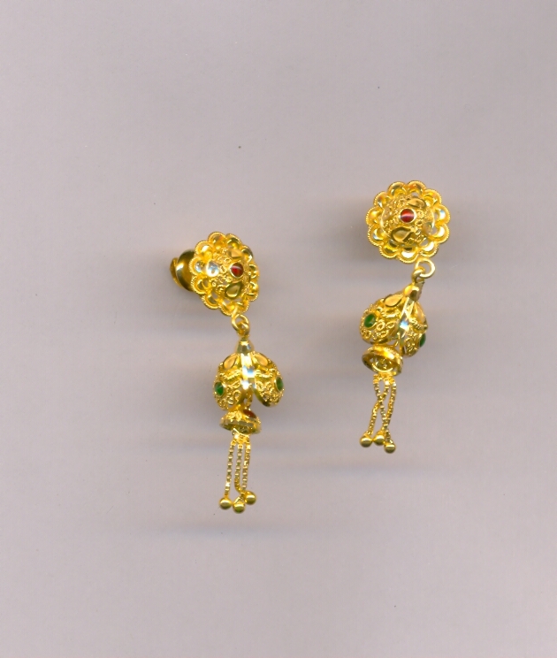 GOLD HANGING PLAIN FANCY