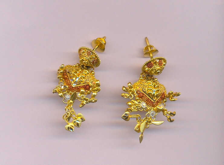 GOLD HANGING PLAIN FANCY