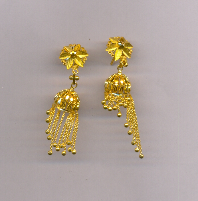 GOLD HANGING PLAIN FANCY