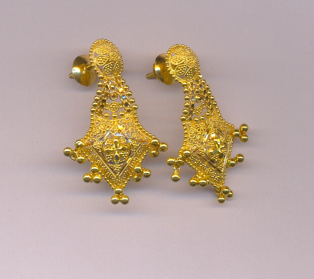 GOLD HANGING PLAIN FANCY