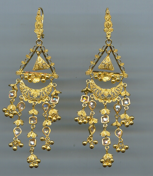 GOLD HANGING PLAIN FANCY
