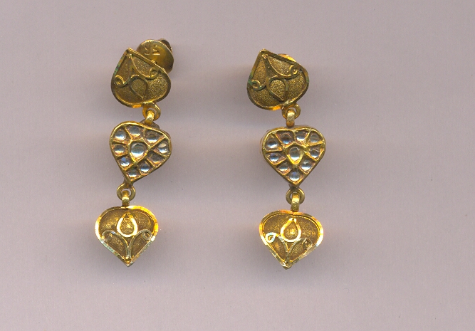 GOLD HANGING PLAIN GENERAL