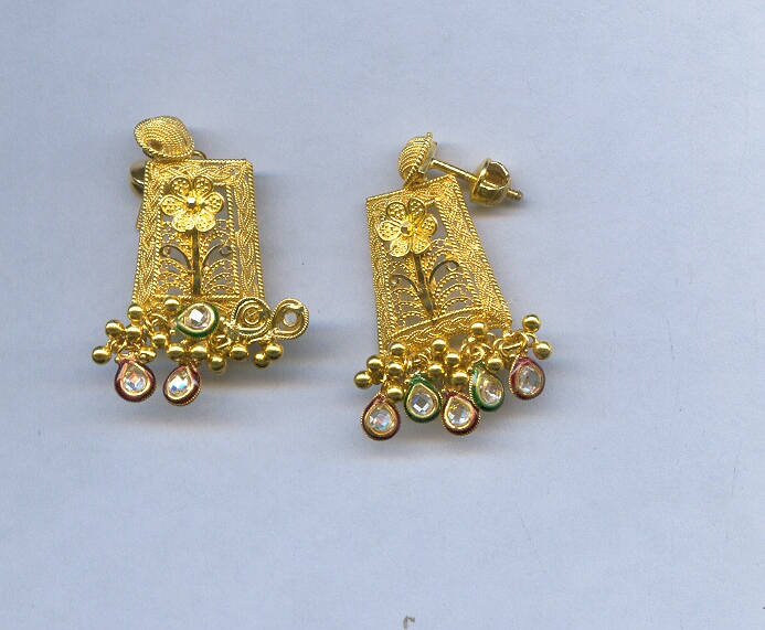 GOLD HANGING PLAIN GENERAL