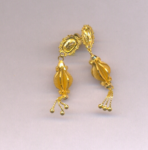 GOLD HANGING PLAIN GENERAL